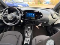 Neu Toyota Aygo Active 116 PS (85 kW) 2026 040 schneeweiß Kleinwagen