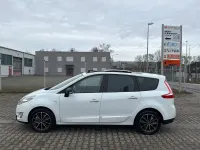 Gebraucht Renault Scénic III Bose Edition 150 PS (110 kW) 2011 Weiß Van / Kleinbus
