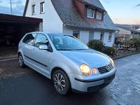Gebraucht VW Polo 64 PS (47 kW) 2003 Silber Kleinwagen