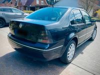 Second-hand VW Bora 105 CP (77 kW) 2002 Negru Berlinǎ