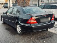 Gebraucht Mercedes C220 143 PS (105 kW) 2005 Schwarz Limousine