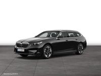 Gebraucht BMW 550e 489 PS (359 kW) 2025 Schwarz Kombi