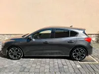 Gebraucht Ford Focus ST-Line 120 PS (88 kW) 2020 Grau Limousine