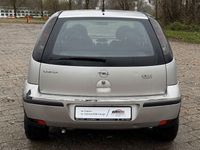 Usata Opel Corsa 60 CV (44 kW) 2004 Argento Utilitaria