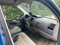 Second-hand VW Transporter 130 CP (95 kW) 2009 Albastru Van