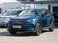 Gebraucht VW Tiguan Goal 150 PS (110 kW) 2024 Nightshade blue metallic SUV