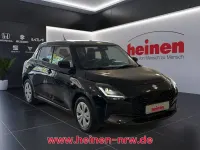 Neu Suzuki Swift Club 82 PS (60 kW) 2026 Super black pearl Kleinwagen