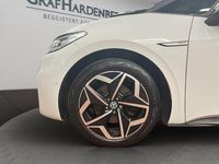Gebraucht VW ID.3 Pro Performance 150 kW (204 PS) 2022 Weiß Kleinwagen