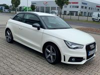 Gebraucht Audi A1 S-Line 105 PS (77 kW) 2011 Weiß Kleinwagen