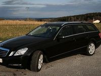 Gebraucht Mercedes E220 Avantgarde 170 PS (125 kW) 2012 Schwarz Kombi