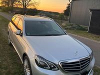 Gebraucht Mercedes E220 170 PS (125 kW) 2014 Silber Kombi