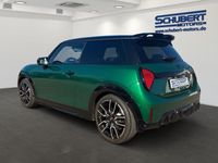 Gebraucht Mini John Cooper Works 204 PS (150 kW) 2024 British racing green iv metallic Kleinwagen