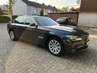 Gebraucht BMW 730 Performance 245 PS (180 kW) 2009 Grau Limousine