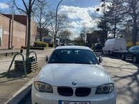 Gebraucht BMW 116 Lifestyle 122 PS (89 kW) 2009 Weiß Kleinwagen