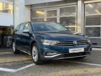 Używany VW Passat Alltrack 200 KM (147 kW) 2023 Niebieski Kombi