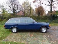 Gebraucht Mercedes E280 185 PS (136 kW) 1984 Blau Kombi