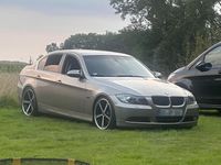 Gebraucht BMW 325 218 PS (160 kW) 2008 Braun Limousine