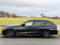 Gebraucht BMW 330 Shadowline 286 PS (210 kW) 2020 Schwarz Kombi