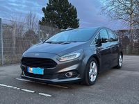 Gebraucht Ford S-MAX Titanium 179 PS (131 kW) 2015 Grau Van / Kleinbus