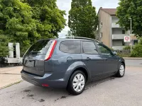 Gebraucht Ford Focus 109 PS (80 kW) 2011 Grau Kombi