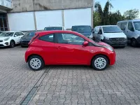 Gebraucht Toyota Aygo X-play 72 PS (52 kW) 2019 Rot Kleinwagen