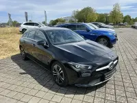 Gebraucht Mercedes CLA200 Shooting Brake Progressive 150 PS (110 kW) 2023 Schwarz Kombi