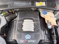 Gebraucht VW Passat Highline 194 PS (142 kW) 2002 Silber Limousine