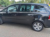 Gebraucht Opel Zafira 148 PS (108 kW) 2010 Schwarz Van / Kleinbus