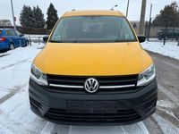 Gebraucht VW Caddy Maxi Trendline 125 PS (91 kW) 2018 Gelb Van / Kleinbus
