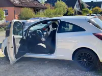 Gebraucht Opel Corsa Color Edition 101 PS (74 kW) 2014 Weiß Kleinwagen