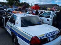 Gebraucht Ford Crown Victoria 256 PS (188 kW) 2008 Weiß Limousine