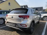 Gebraucht VW T-Roc Move 116 PS (85 kW) 2024 Silber SUV