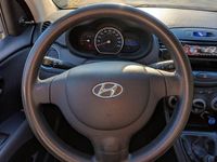 Gebraucht Hyundai i10 Classic 69 PS (50 kW) 2013 Weiß Kleinwagen