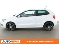 Gebraucht VW Polo LOUNGE 90 PS (66 kW) 2015 Pure white Kleinwagen