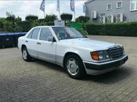 Gebraucht Mercedes E280 197 PS (144 kW) 1993 Weiß Limousine
