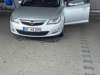 Gebraucht Opel Astra Edition 125 PS (91 kW) 2012 Kombi