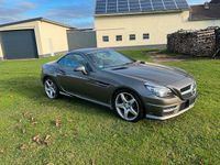 Gebraucht Mercedes SLK200 AMG 184 PS (135 kW) 2014 Braun Cabrio