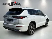 Neu Mitsubishi Outlander P-HEV Top 136 PS (100 kW) 2026 Weiß SUV