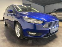 Gebraucht Ford Focus Business Edition 125 PS (91 kW) 2015 Blau Kombi