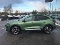 Gebraucht Ford Kuga Active X 242 PS (177 kW) 2024 Grün SUV