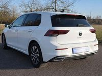 Gebraucht VW Golf VII Active 150 PS (110 kW) 2021 Weiß Kleinwagen