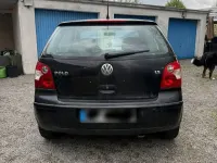 Gebraucht VW Polo Basis 64 PS (47 kW) 2003 Schwarz Limousine