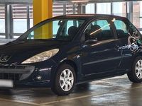 Gebraucht Peugeot 206 60 PS (44 kW) 2010 Blau Kleinwagen