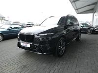 Gebraucht BMW X7 M Sport 381 PS (280 kW) 2024 Schwarz SUV