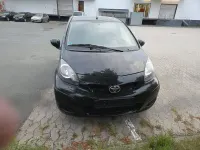 Używany Toyota Aygo Cool 68 KM (50 kW) 2011 Czarny Hatchback