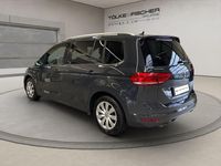 Gebraucht VW Touran Active 150 PS (110 kW) 2022 Grau Van / Kleinbus