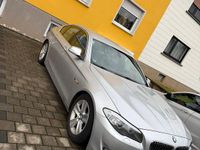 Gebraucht BMW 523 204 PS (150 kW) 2010 Silber Limousine