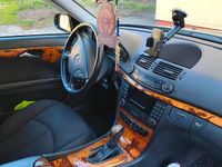 Gebraucht Mercedes E240 177 PS (130 kW) 2004 Blau Kombi