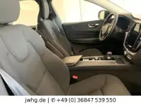 Gebraucht Volvo XC60 Momentum 197 PS (144 kW) 2021 Black stone SUV
