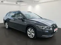 Gebraucht VW Golf VIII Style 150 PS (110 kW) 2023 Grau Kombi